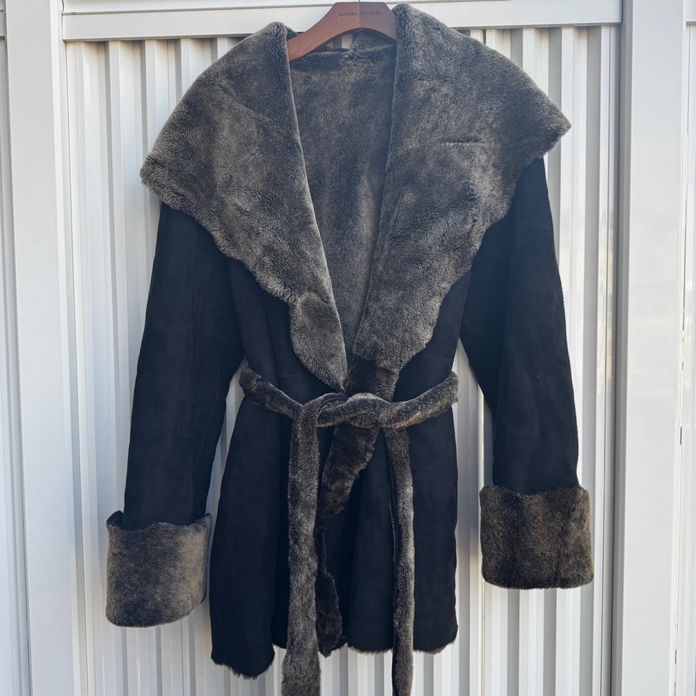 Overland Betty Shearling Sheepskin Coat Women’s 12-14 Black Hooded Urban Chic